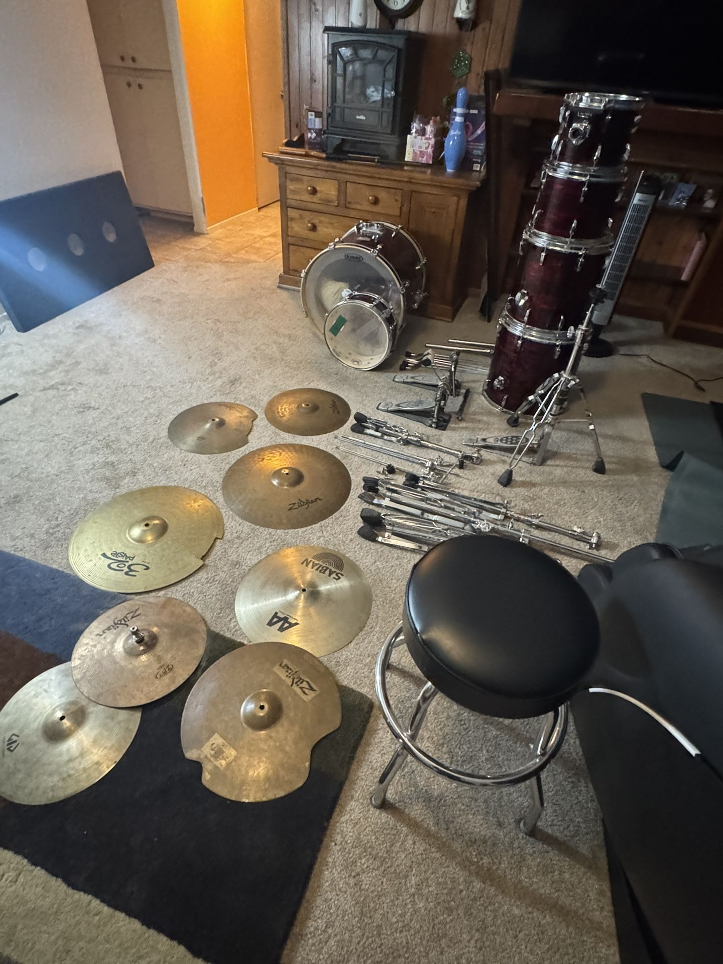 Pearl Exr 7 Piece Drum set 