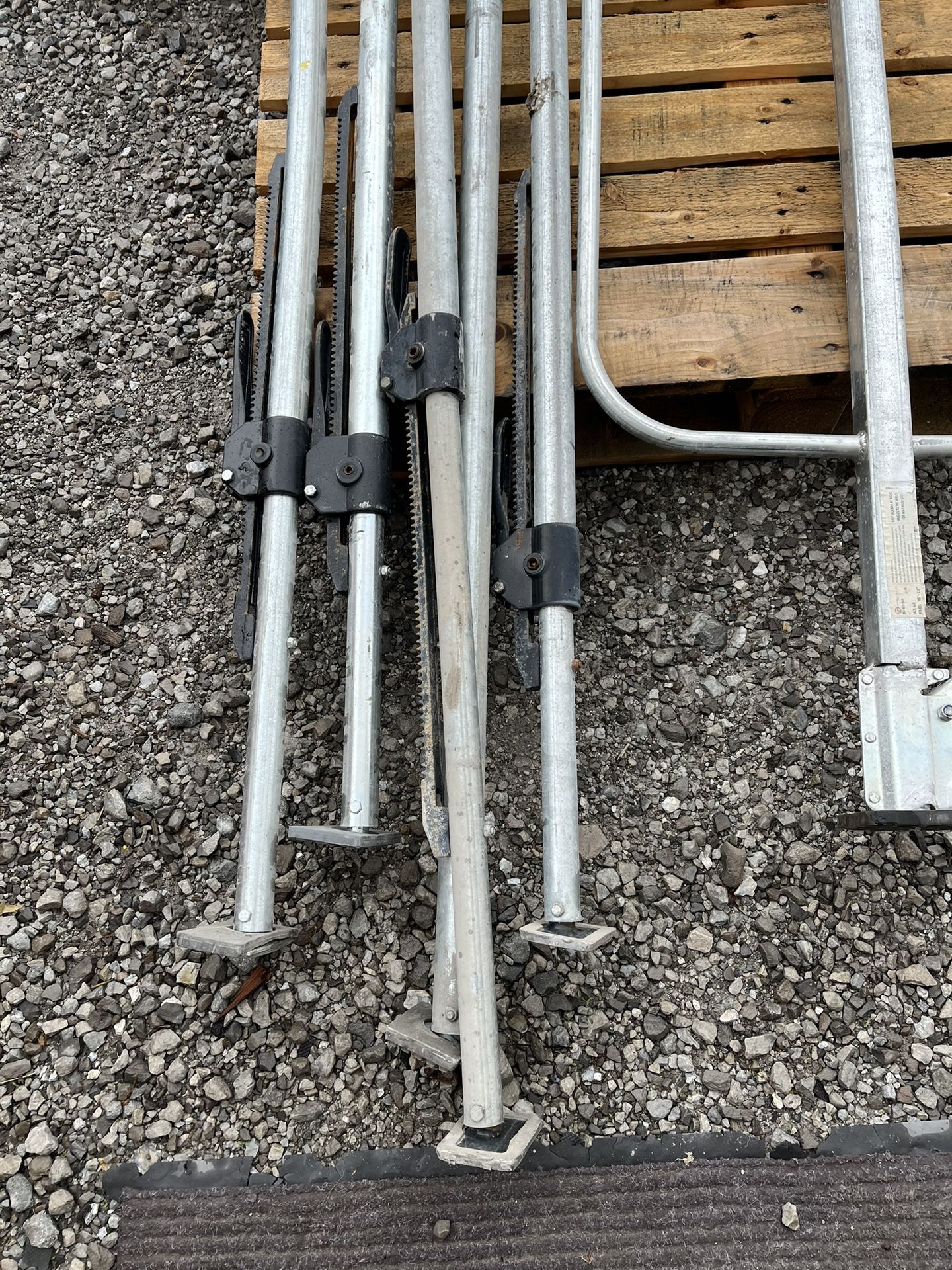 Semi Load Locks
