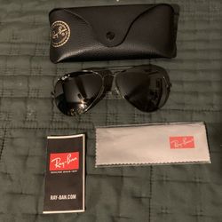 Ray-Ban Aviators 