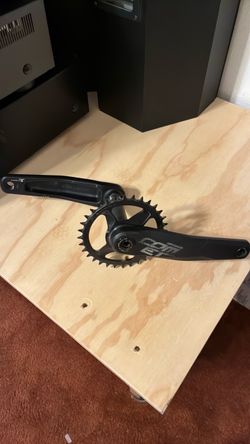 Bicycle Crank Arm Set