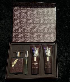 Perfume Set New Never Use 