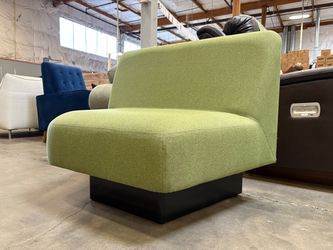 NAUGHTONE Modern Apple Green Woven Wide Back Modular Accent Chair with Tapered Seat