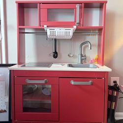 Ikea kitchen red