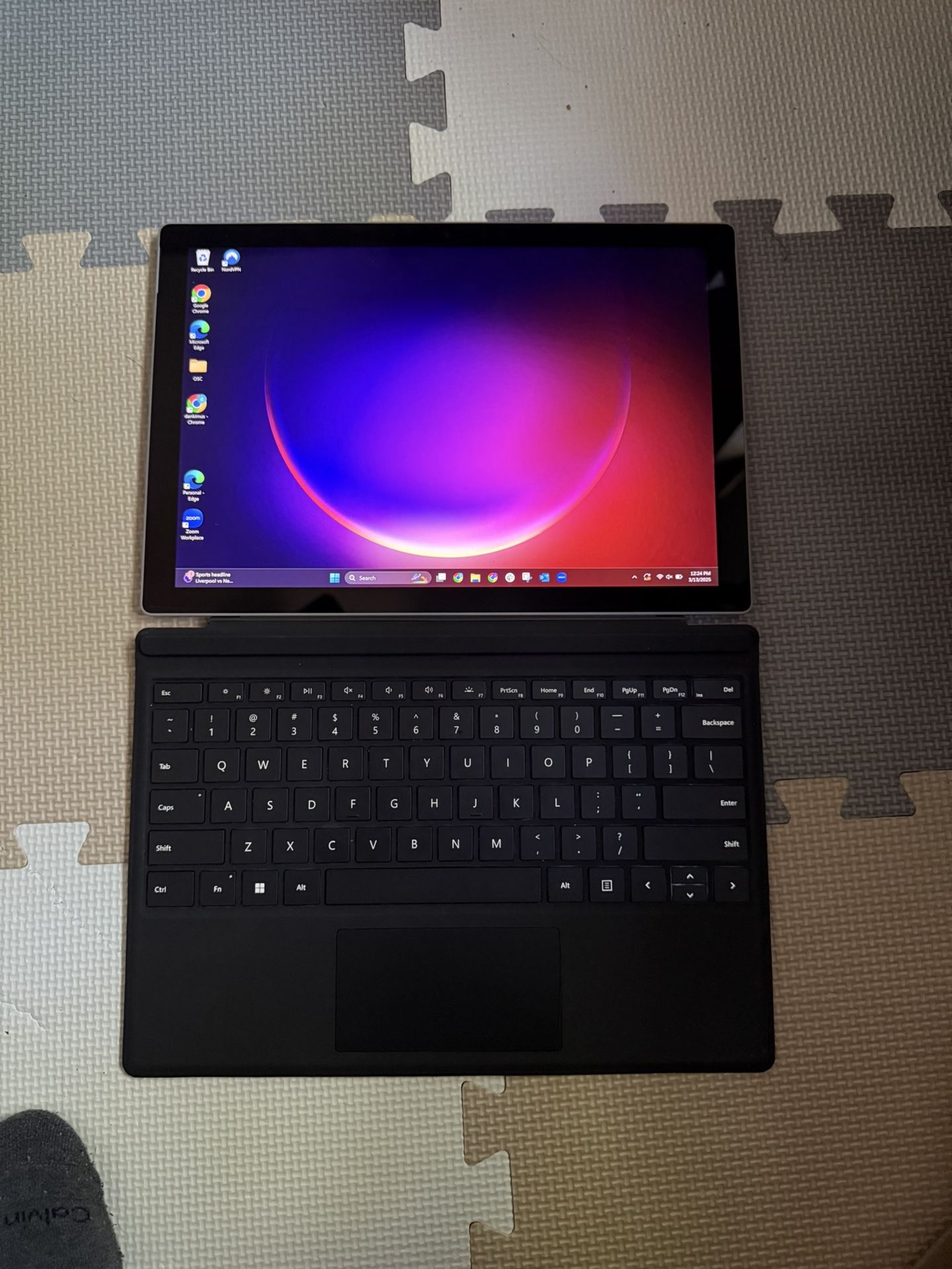Microsoft Surface Pro 7+ w/ Thule Carrying Case and Keyboard
