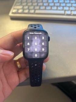 Apple watch series 8