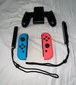 NINTENDO SWITCH JOYCONS WITH ATTACHMENTS