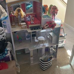 Rainbow High Dollhouse