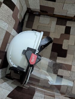 MILWAUKEE Bolt Type 2 Safety Helmet with Face Shield - New 