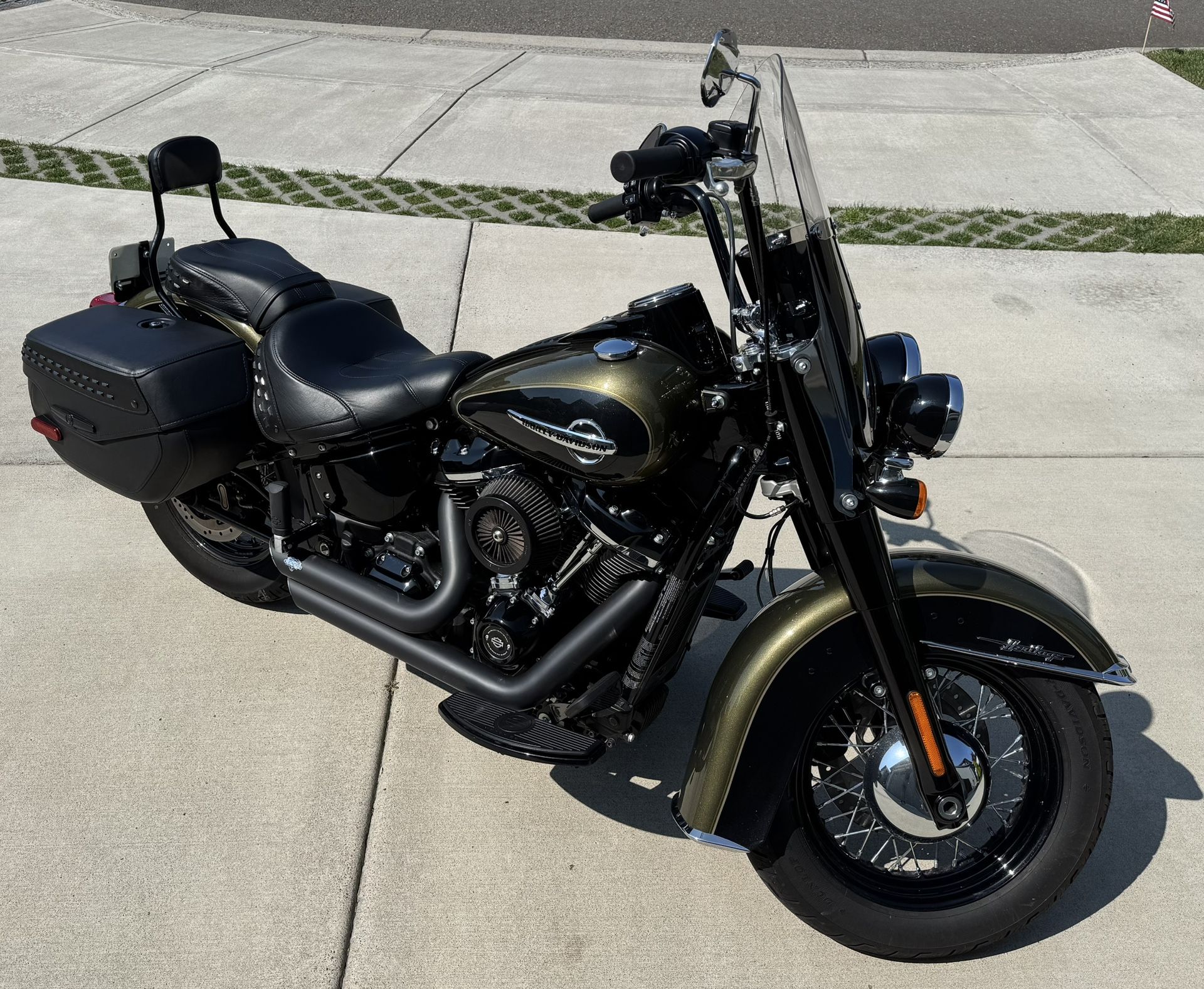 2018 Harley-Davidson FLHCS