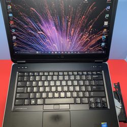 i5…i5…i5..DELL .LATITUDE  E-6440… 240 GBSSD …8.00 GB -RAM .  FASTER  and  READY FOR CLASSES  ON LINE OR WORK FROM H