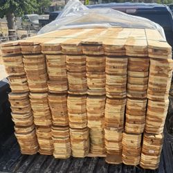 NEW CEDAR FENCE WOOD MADERA NUEVA DE CEDRO PARA CERCAS BARDAS CERCOS 