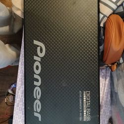 Pioneer Subwoofer Bass Control 