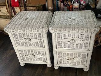 The Elana 2 Drawer wicker nightstands includes glas tops is the ideal wicker nightstand. Framed on wood, the Elana lends an elegant touch to any adul