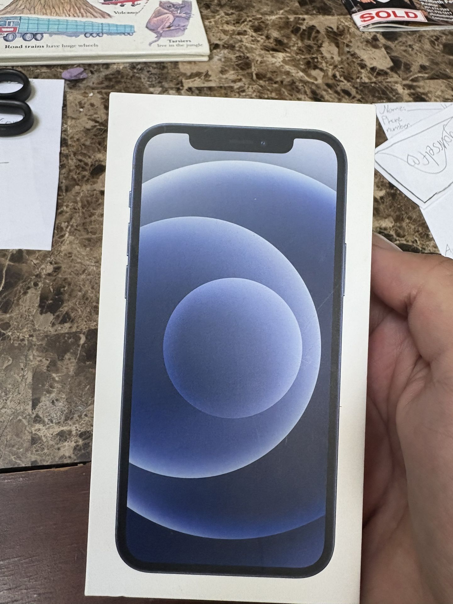 iPhone 12 64 GB