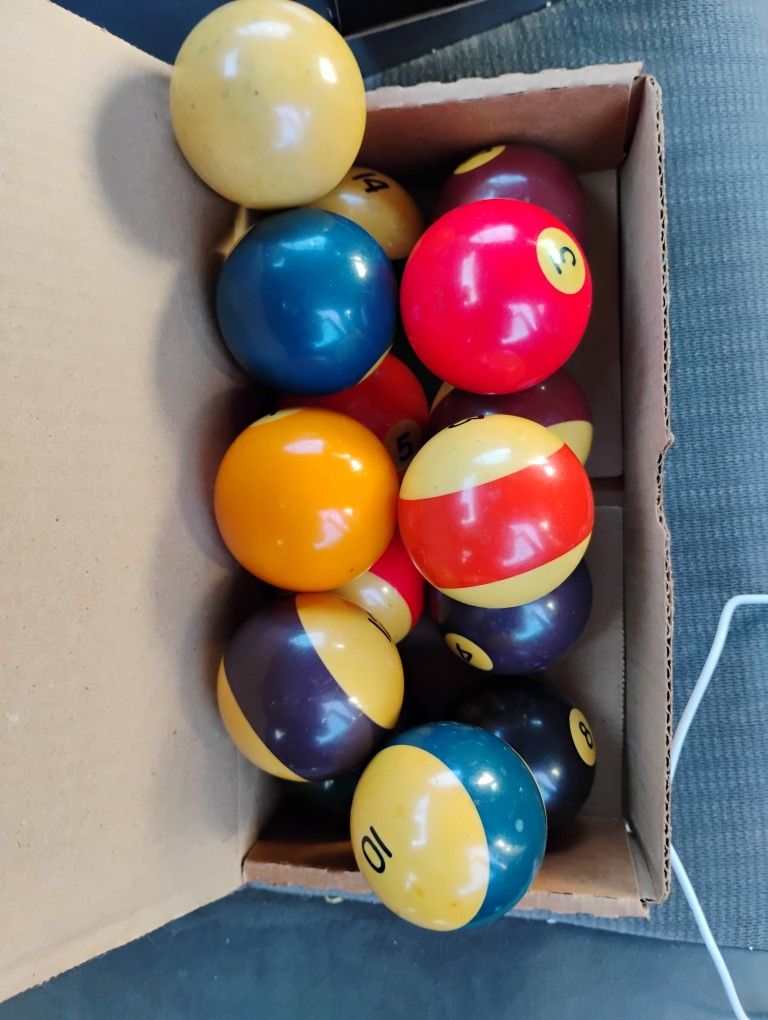 Pool Table Balls