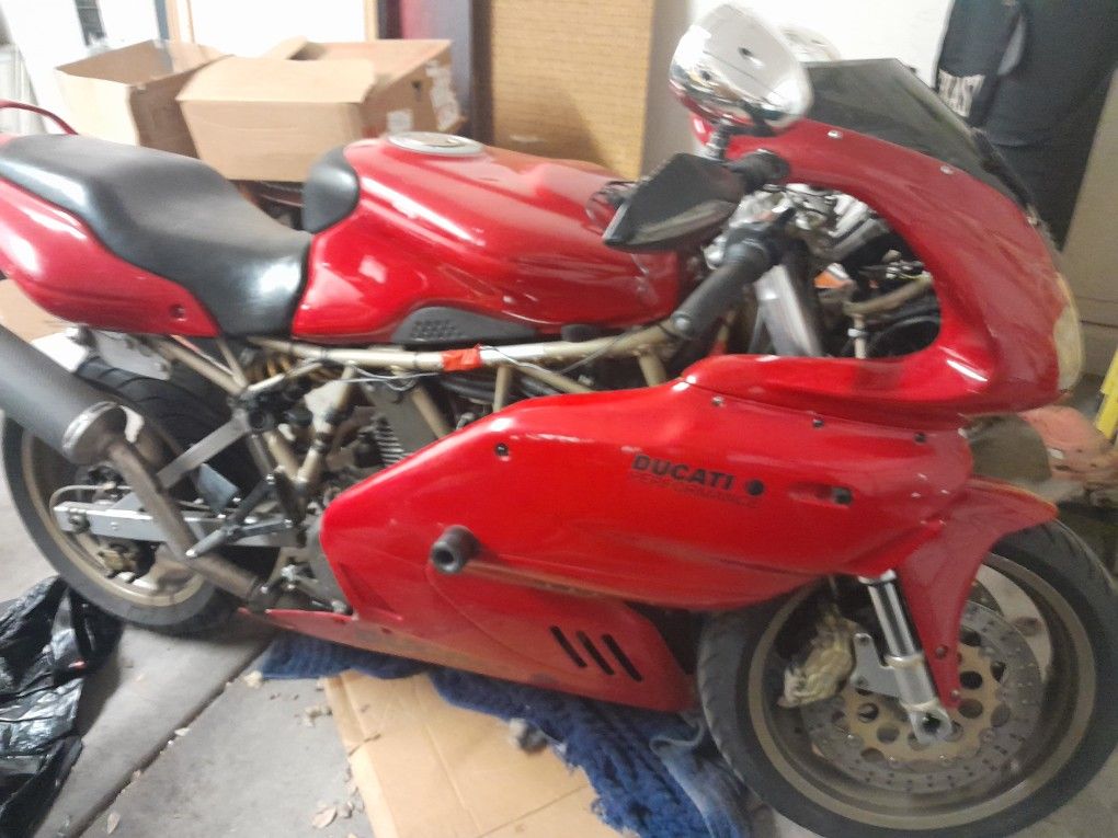 1999 Ducat 750 Super Sport