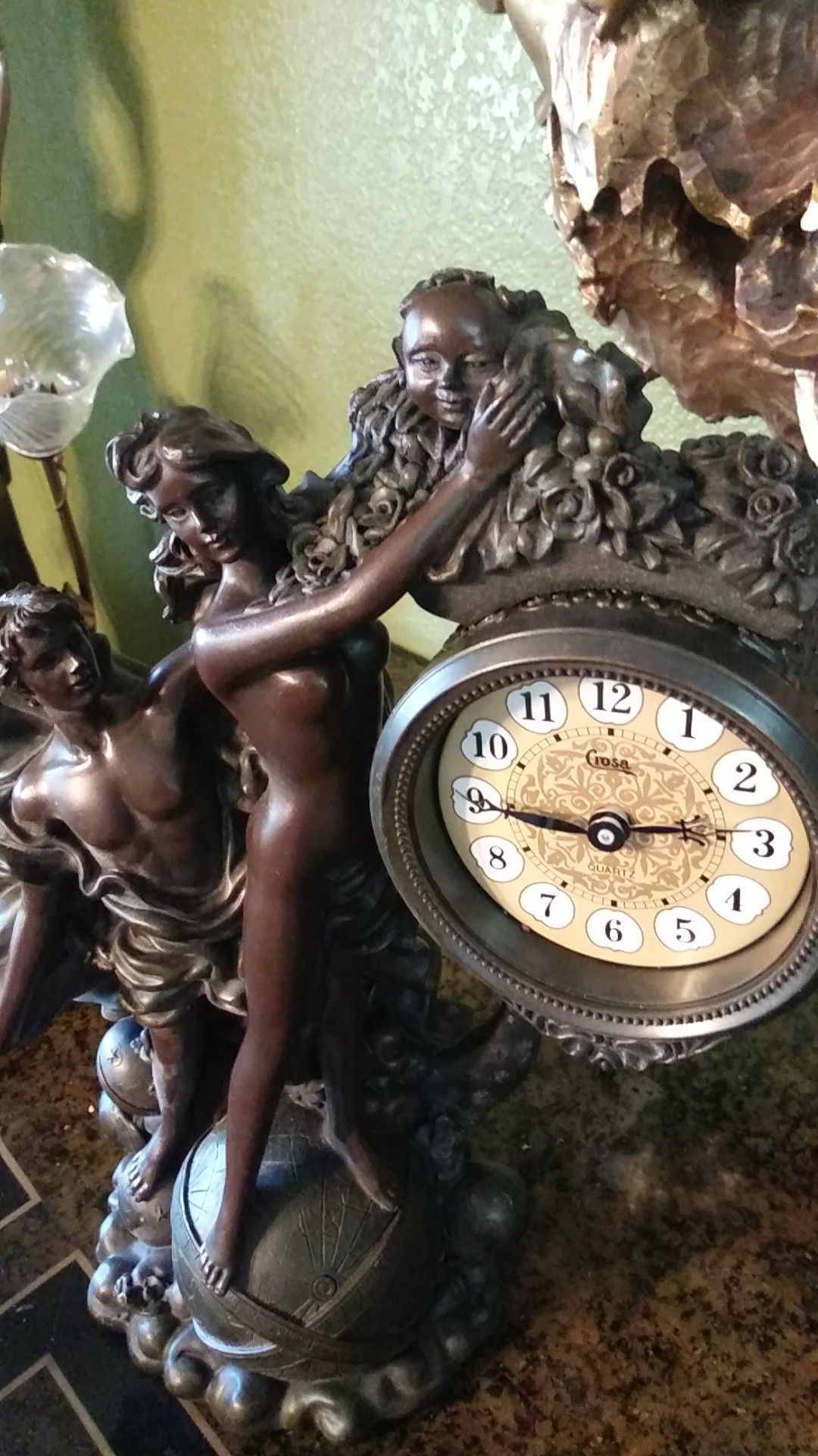 A very unique clock lot 15 in Long