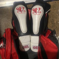 Used in-step Shin Pads 