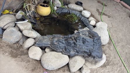 Plastic waterfall for pond