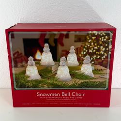 Hallmark Snowmen Bell Choir 5 SONGS Synchronized Music Color Lights w/Remote NEW