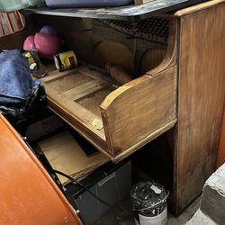 FREE Antique Upright Piano