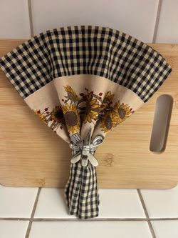 Cloth Napkins & Rings
