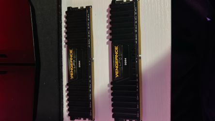 DDR 4 CORSAIR VENGEANCE RAM
