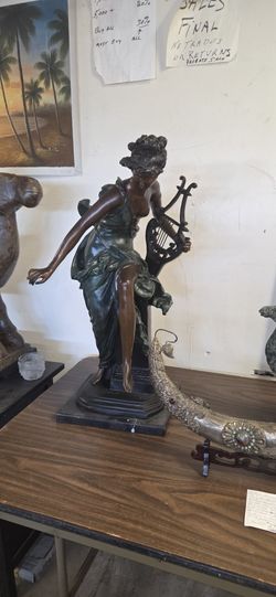 Antique Estate Scroll Left To See More Pictures Scroll Down To The Description For Info And C65 More Sculptures