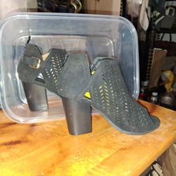 NWT Brand Open Toe Chucky Heel Booties