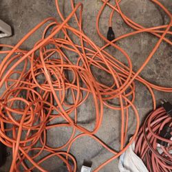 100 Ft Extension Cord