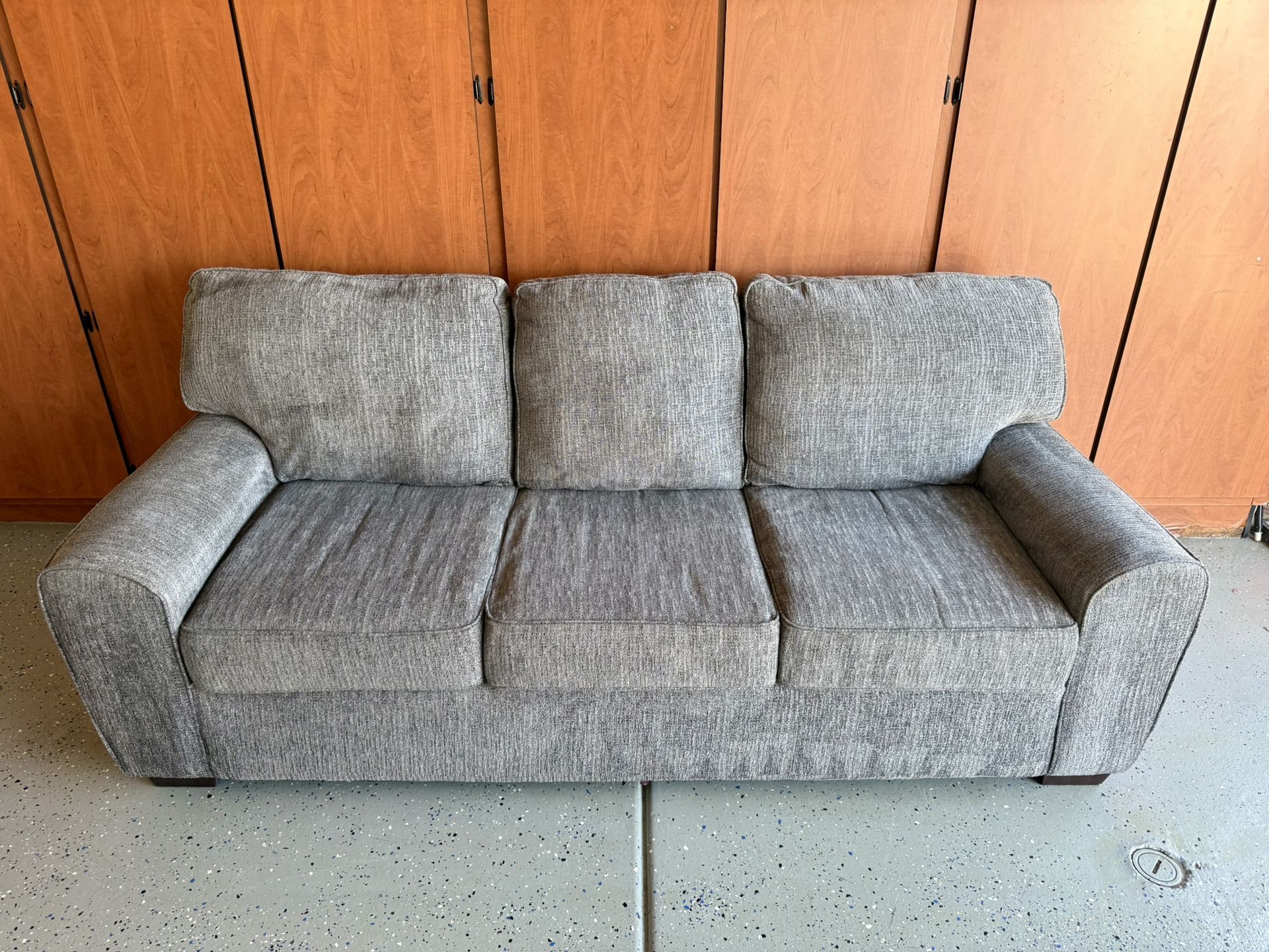 Free Delivery 🚚  Gray AFW Sofa - Great Condition 