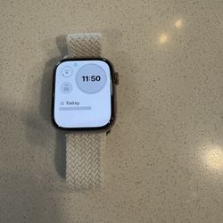 Apple Watch Series 8