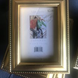 $5 picture frames 7 total qty