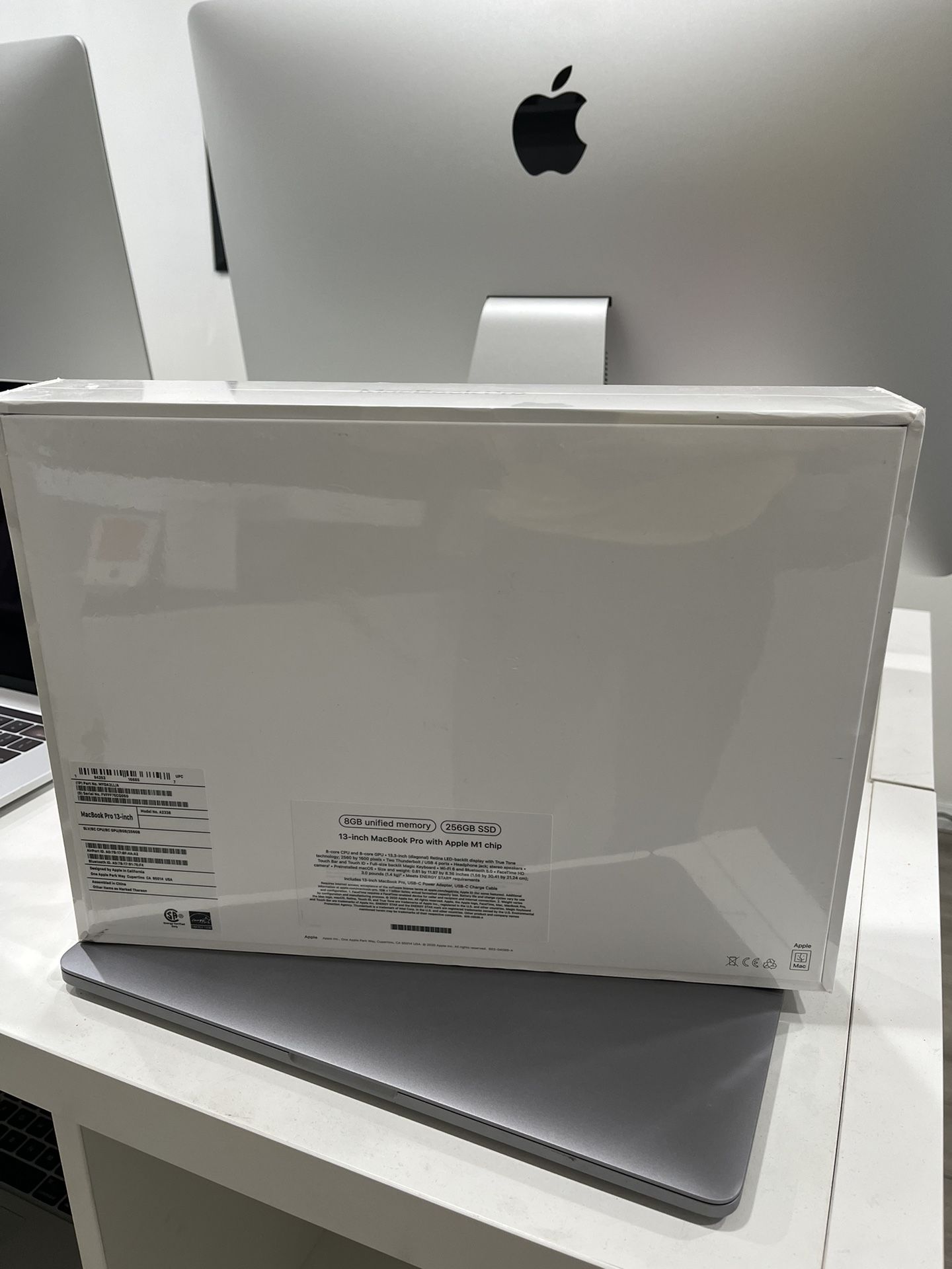 Pre-Owned Apple Macbook Pro 13.3-inch (Space Gray, TB) 3.2Ghz 8