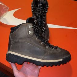 1999 Nike ACG Boots 
