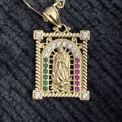 14k chain and pendant