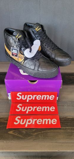 SUPREME NIKE BLAZER