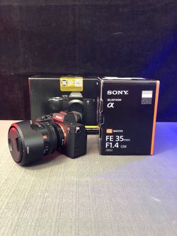 Sony a7 IV Mirrorless with Sony FE 35mm f/1.4 GM Lens