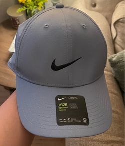 Nike hat new with tags