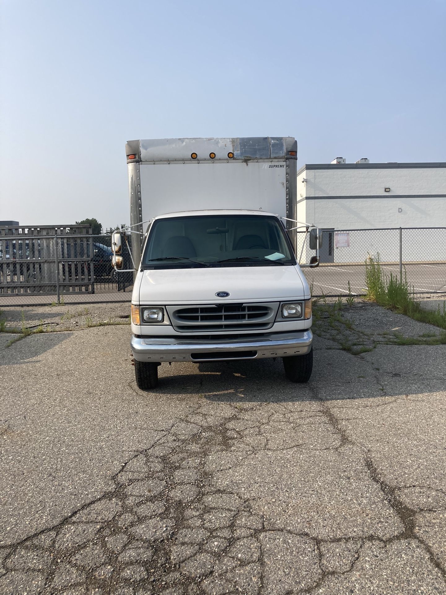 1999 Ford E-350