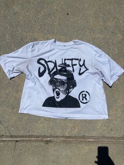 Brand - other.   Color - white.   Size - men medium