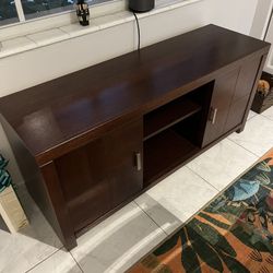 Tv console cabinet