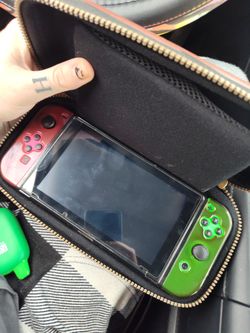 Used Nintendo Switch With Games And Zelda Controller