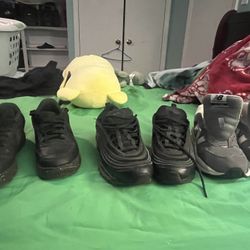 3 Pairs Of Shoes Black Air Force 7 , Black Nike Air Max 9 In Women And New Balance 57/40 Size 6 No Laces