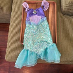 Never worn little mermaid dress size 4 to 6