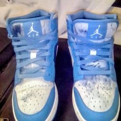 Jordans size 6Y