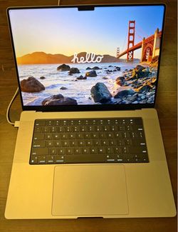 2021 16" MacBook Pro M1 Pro - 16GB RAM / 512GB SSD - Space Gray