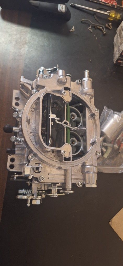 New In Box 750 Edelbrock Performer Knockoff Carburetor. Apache Junction Arizona
