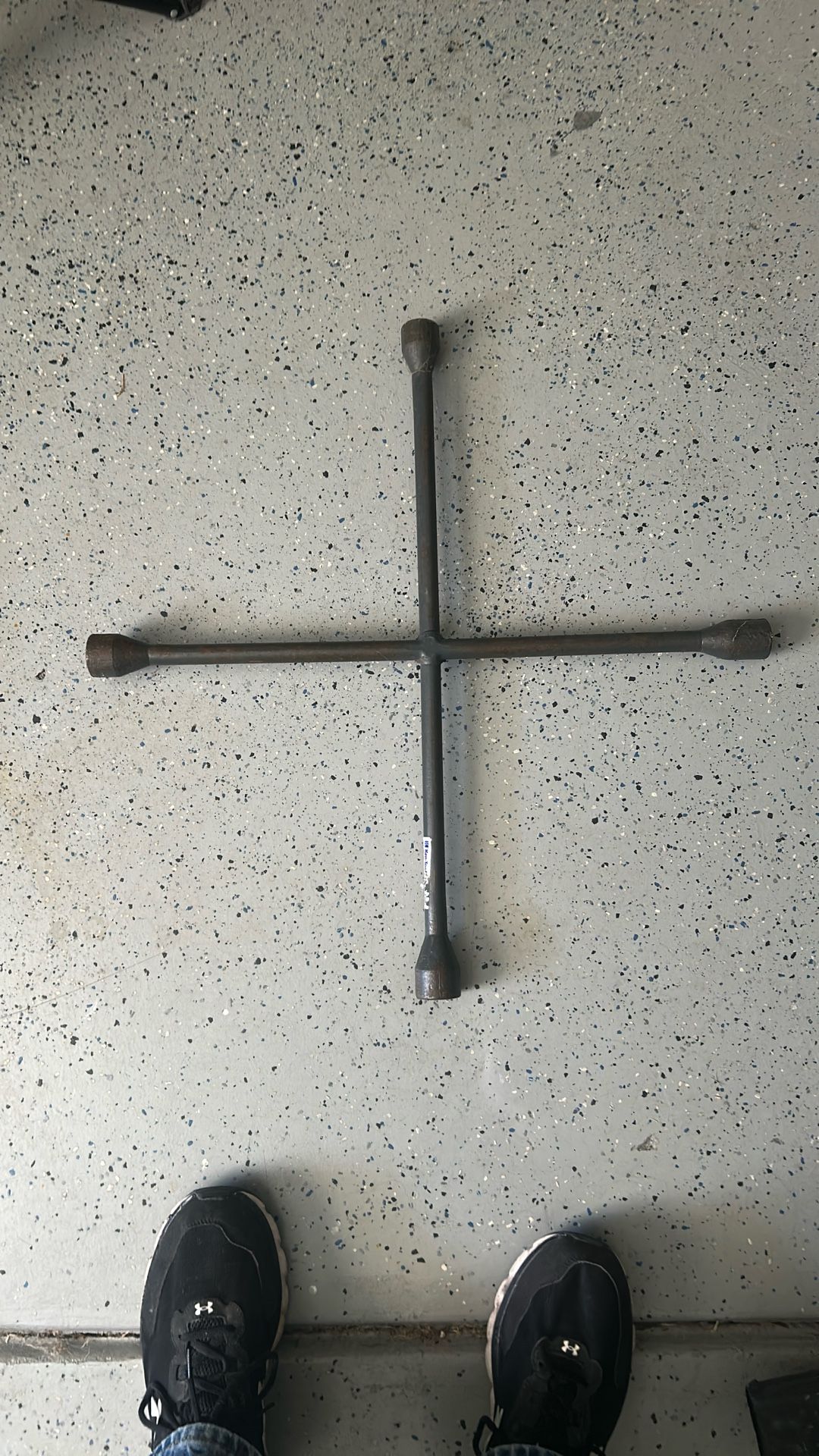 25” Lug Nut Wrench