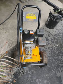 Titan pressure washer